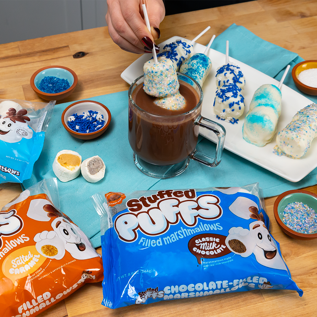 Winter Marshmallow Pops
